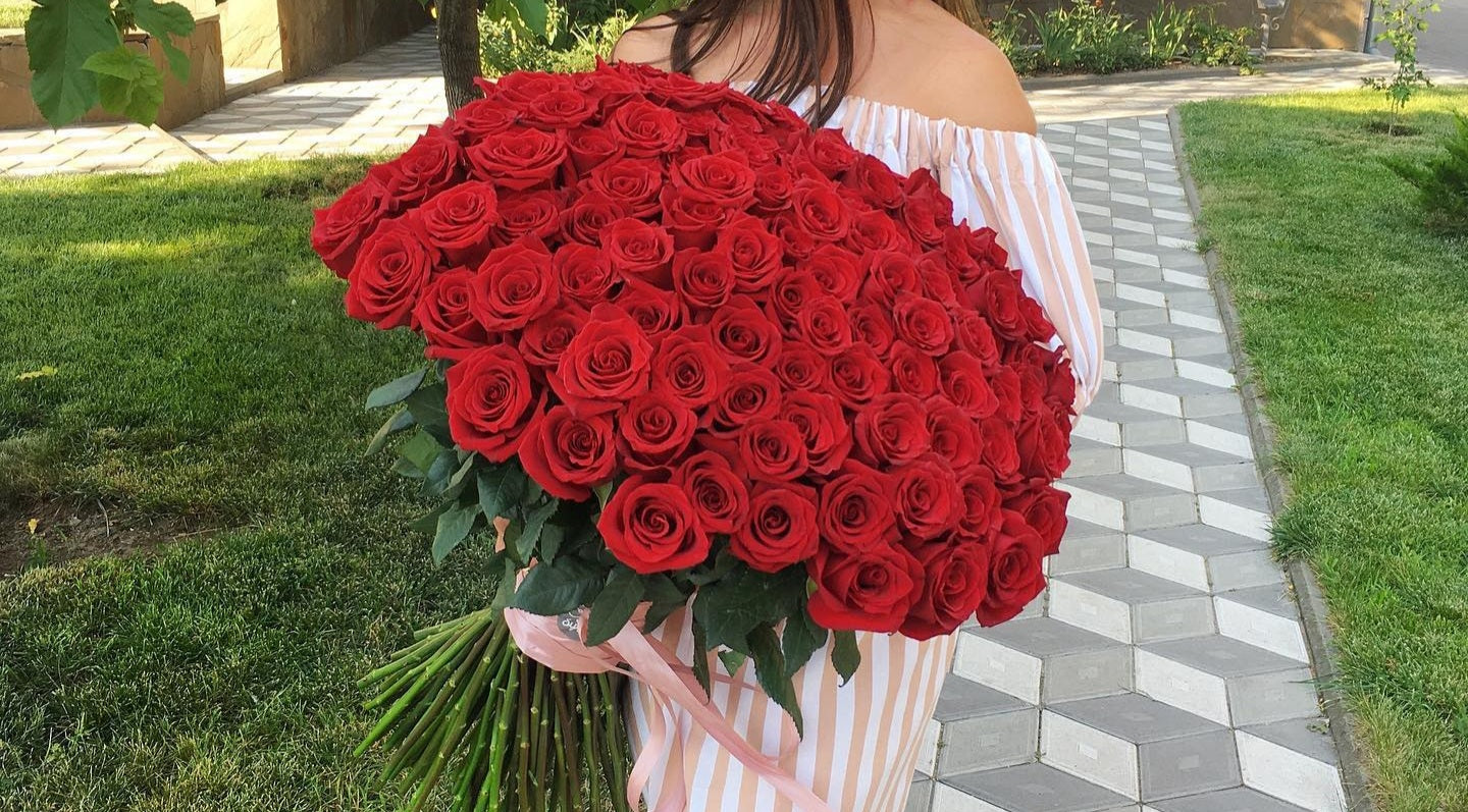 Red roses – Theflowerslovers