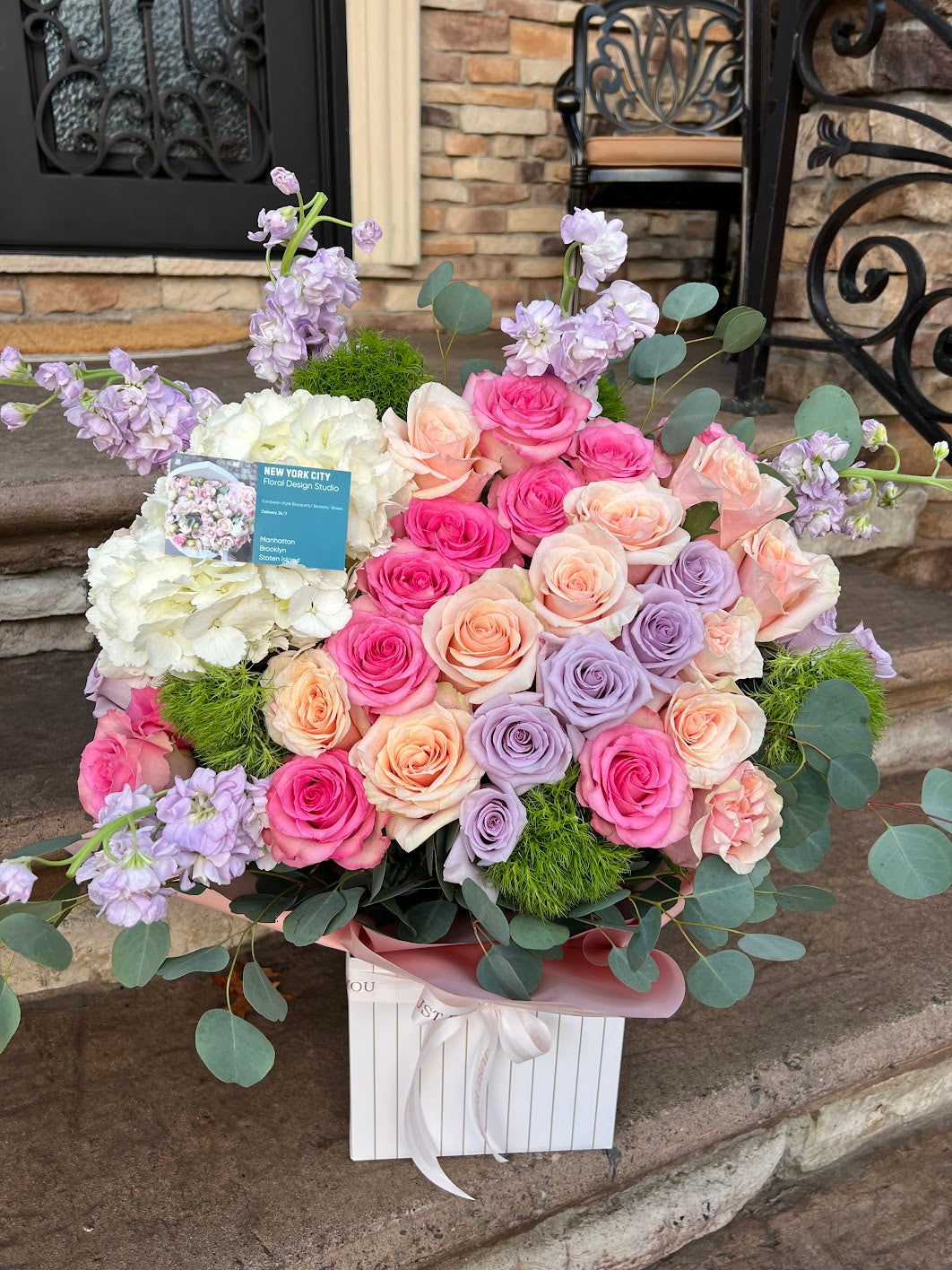 Just Roses Flower Box – Royal Flower Box